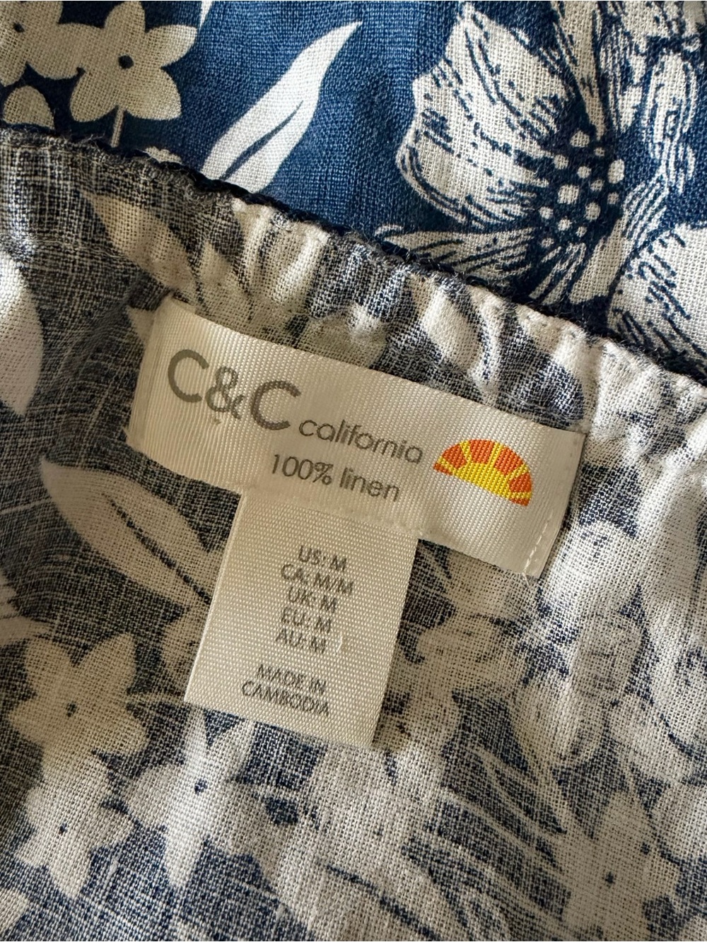 C&C California Floral Linen Top - Picture 5 of 7